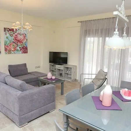 Saint Paul's Residences סאני ביץ'