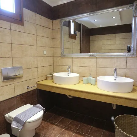 וילה Saint Paul's Residences *